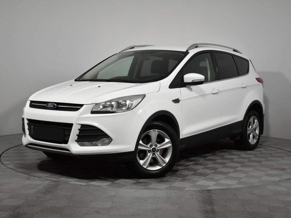 Ford Kuga 2014 года с пробегом. Посмотреть фото