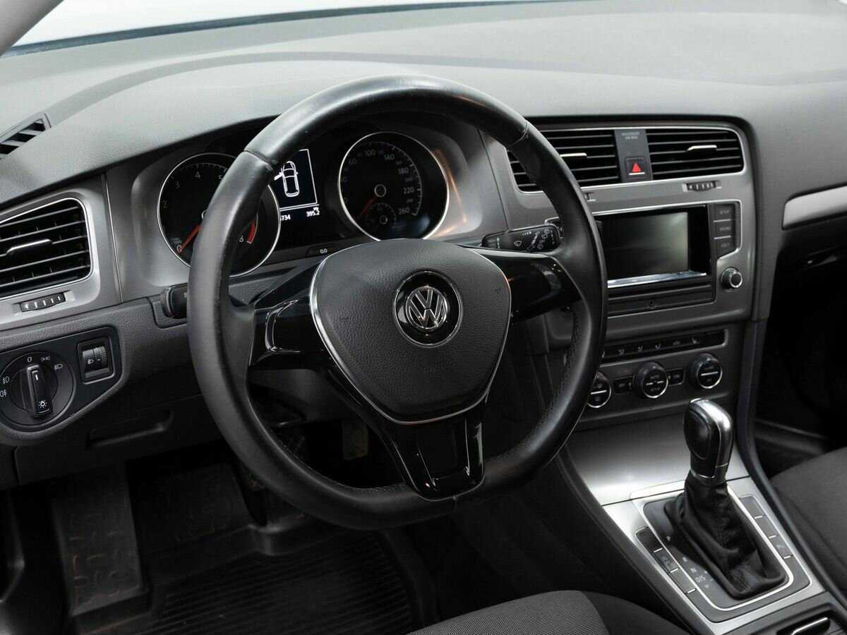 Volkswagen Golf 2013 года с пробегом. Фото: #12