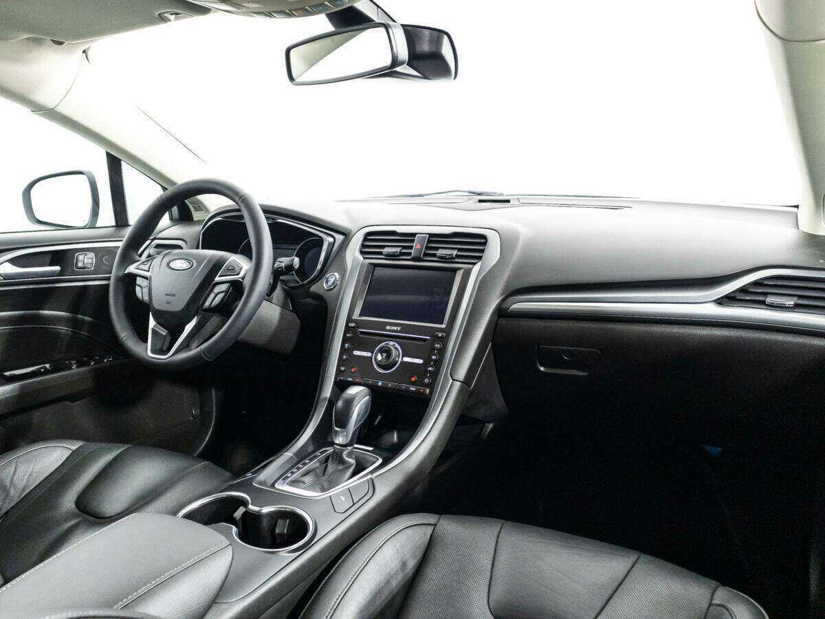 Ford Mondeo 2017 года с пробегом. Фото: #7