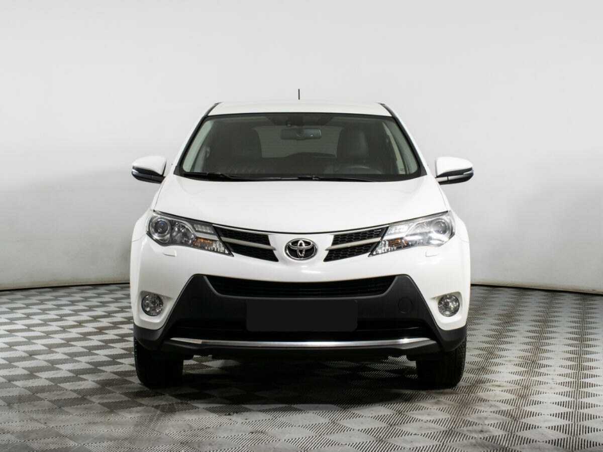 Toyota RAV4 2013 года с пробегом. Фото: #1