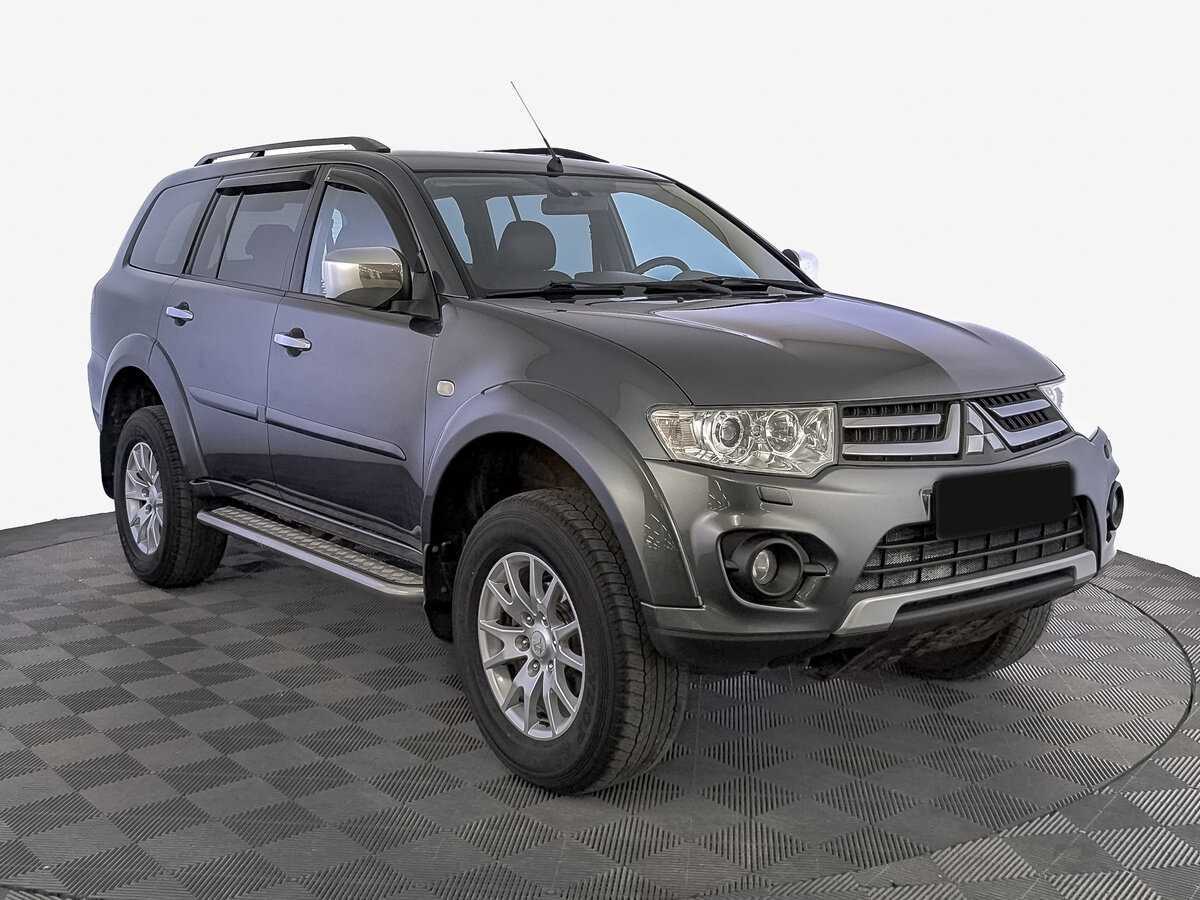 Mitsubishi Pajero Sport 2013 года с пробегом. Фото: #2