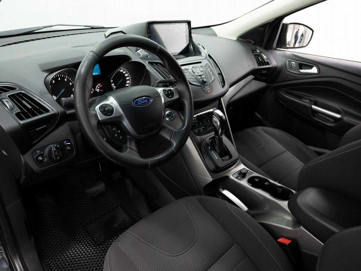 Ford Kuga 2014 года с пробегом. Фото: #7