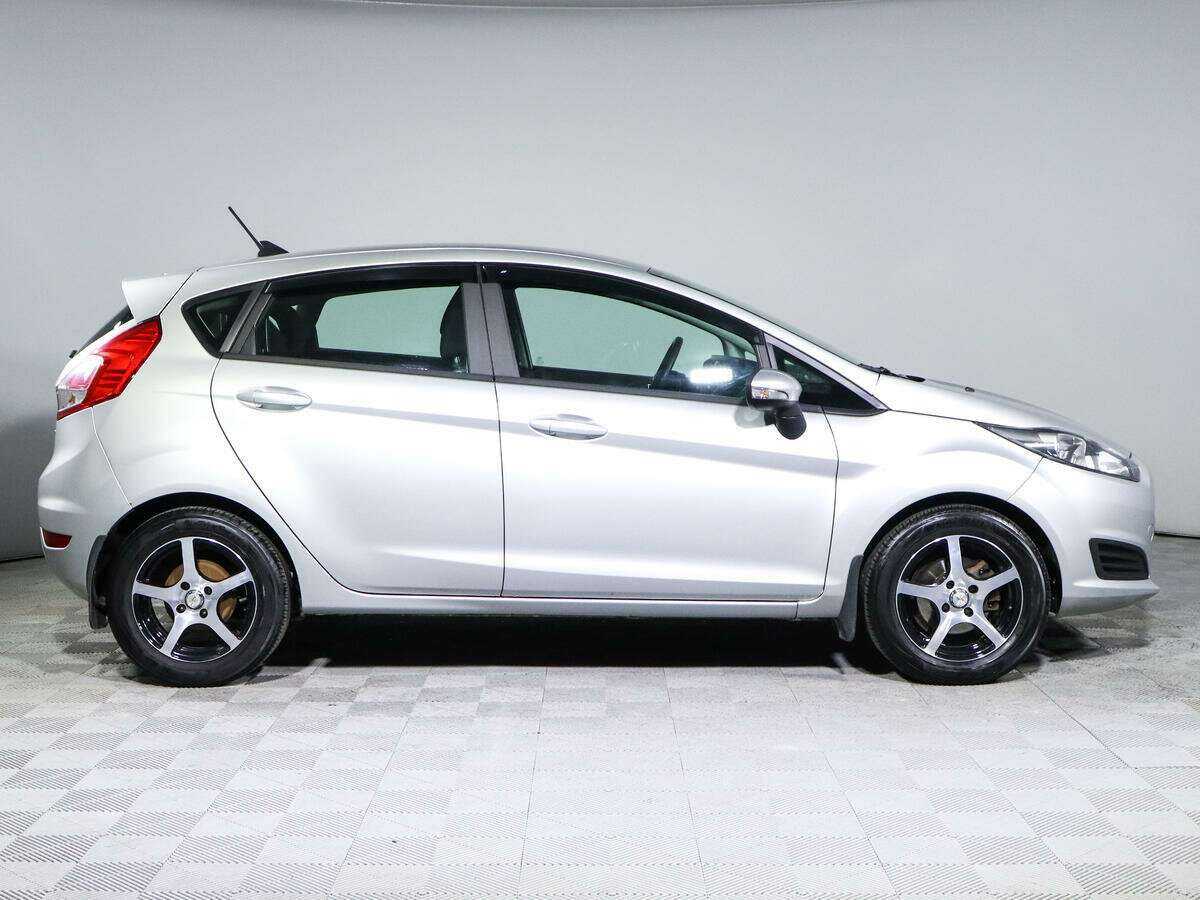 Ford Fiesta 2017 года с пробегом. Фото: #3