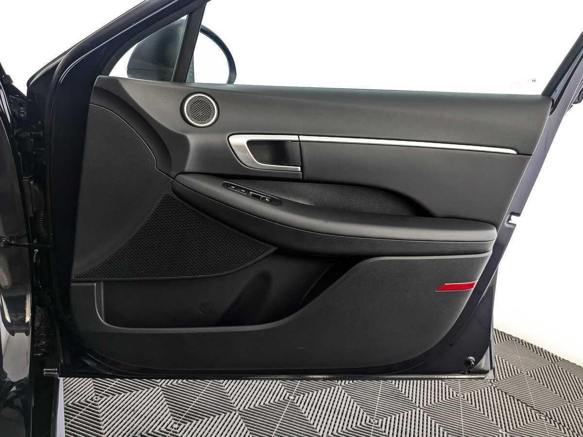 Hyundai Sonata 2021 года с пробегом. Фото: #20