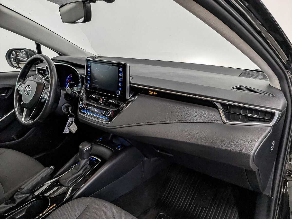 Toyota Corolla 2019 года с пробегом. Фото: #12