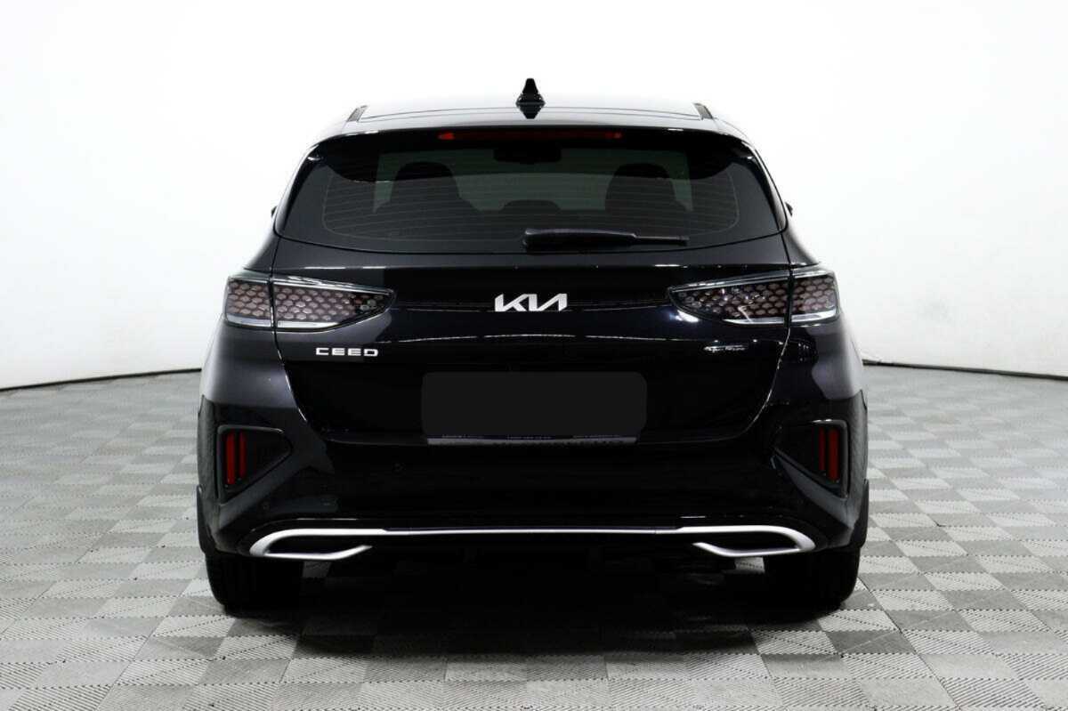 Kia Ceed 2021 года с пробегом. Фото: #5