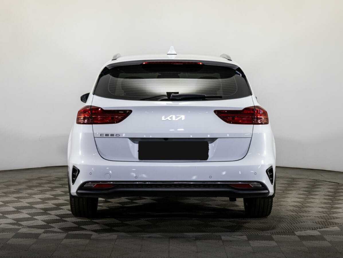 Kia Ceed 2021 года с пробегом. Фото: #5