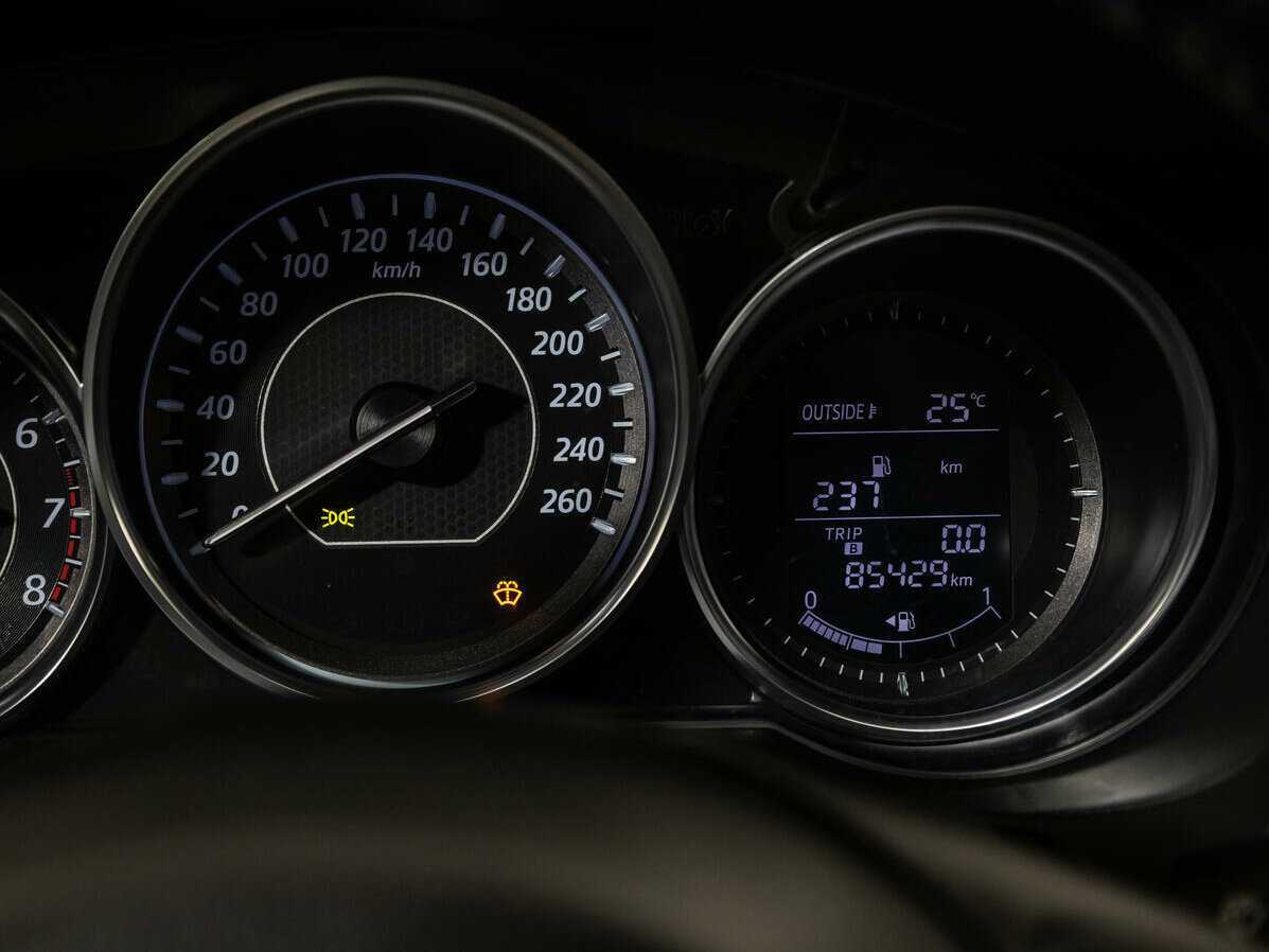 Mazda 6 2013 года с пробегом. Фото: #11