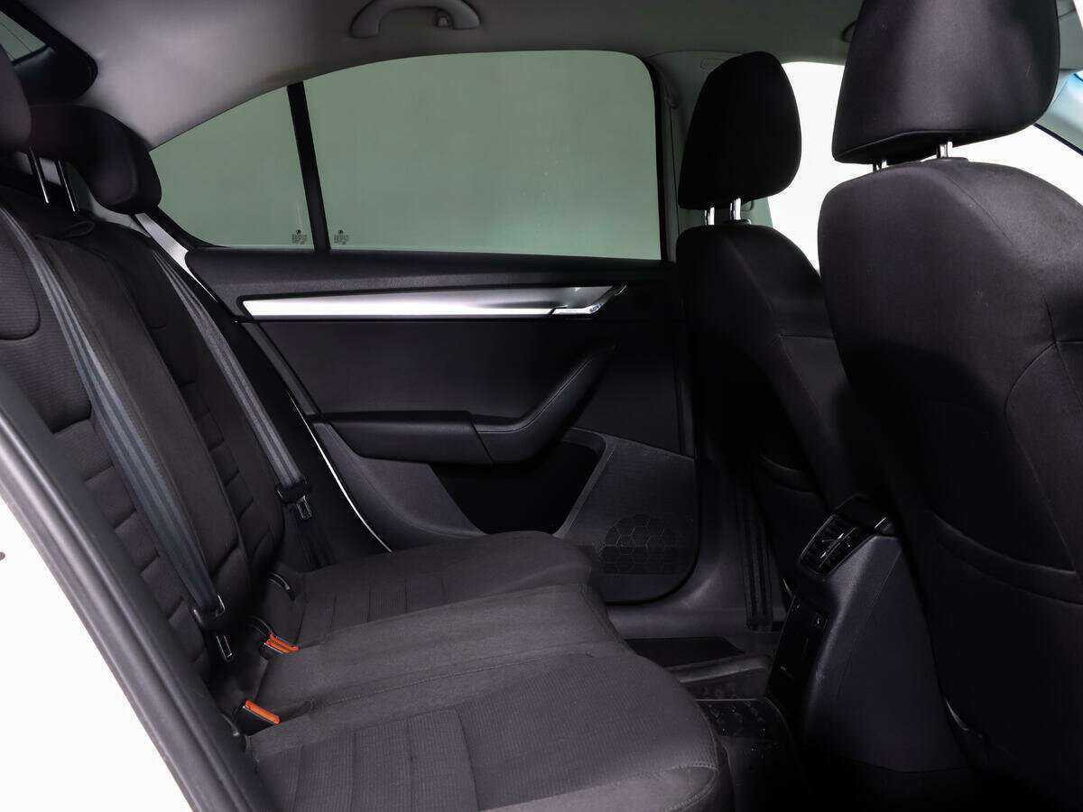 Skoda Octavia 2013 года с пробегом. Фото: #11