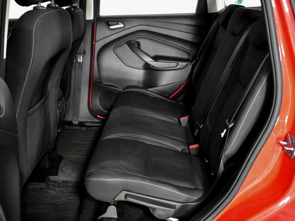 Ford Kuga 2017 года с пробегом. Фото: #9