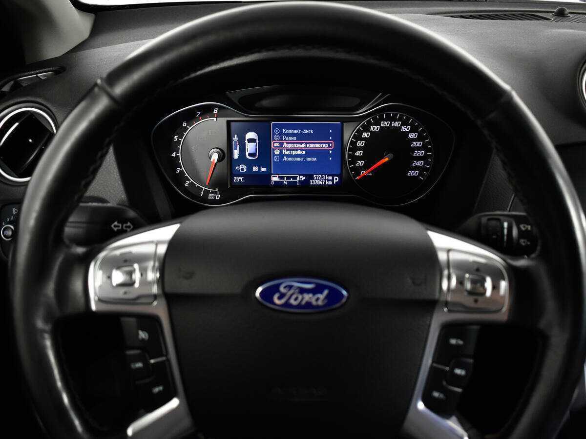 Ford Mondeo 2013 года с пробегом. Фото: #10