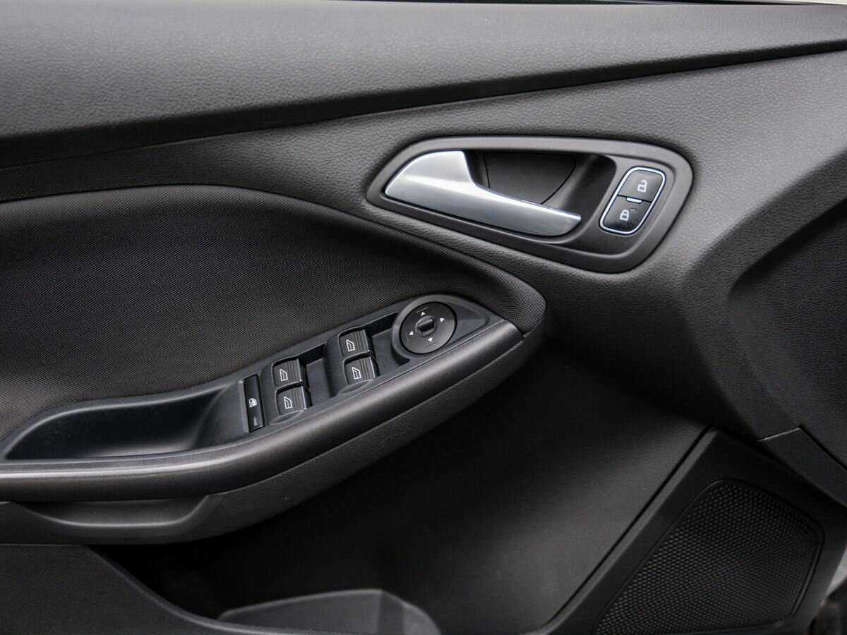 Ford Focus 2018 года с пробегом. Фото: #15