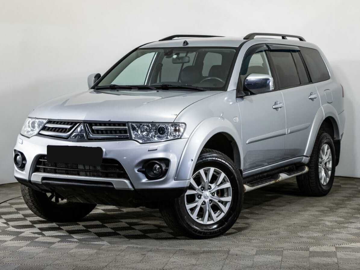 Mitsubishi Pajero Sport 2013 года с пробегом. Посмотреть фото