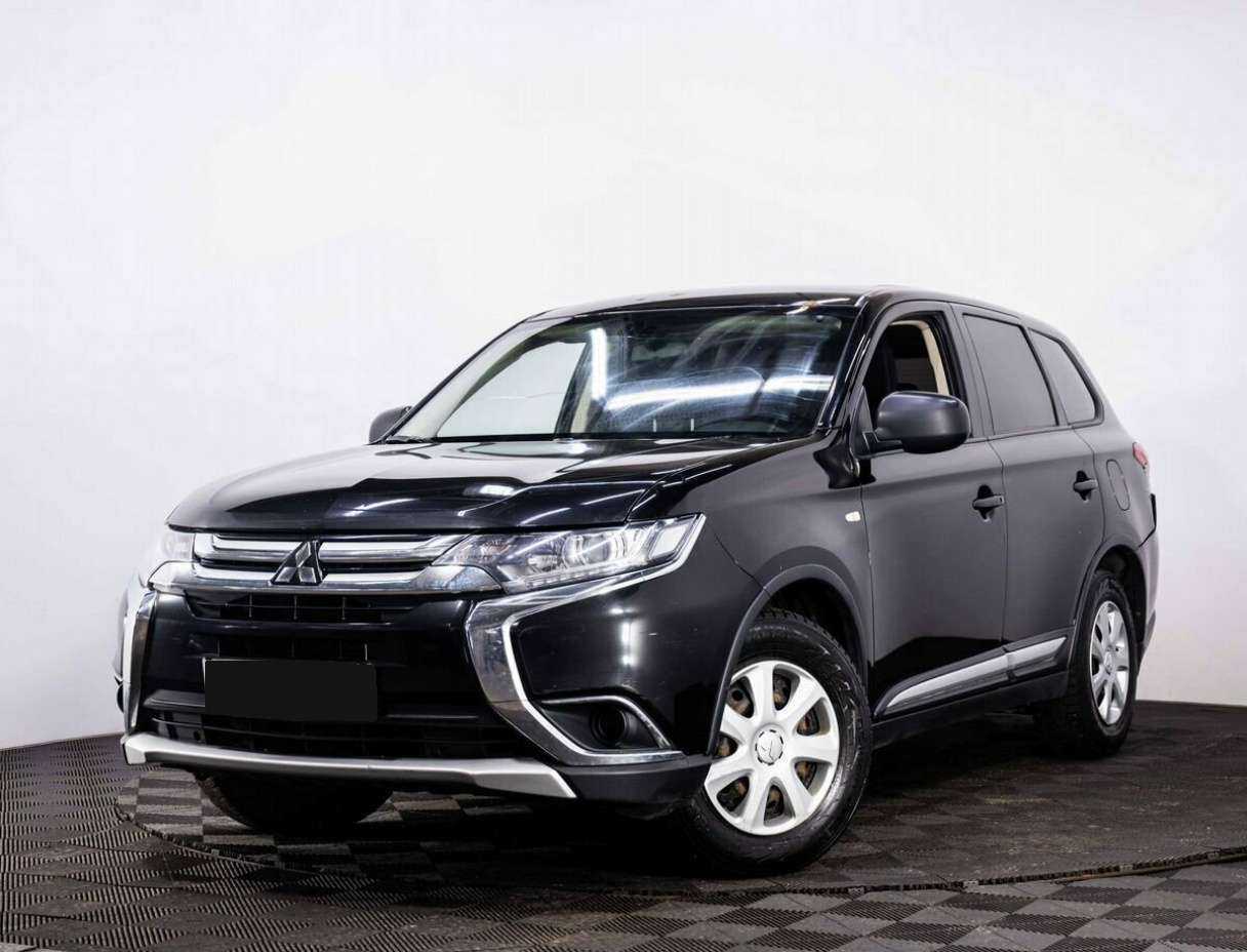 Mitsubishi Outlander 2018 года с пробегом. Фото: #0