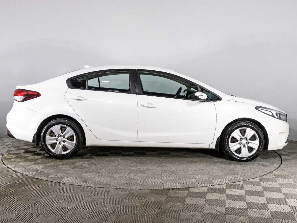 Kia Cerato 2017 года с пробегом. Фото: #3
