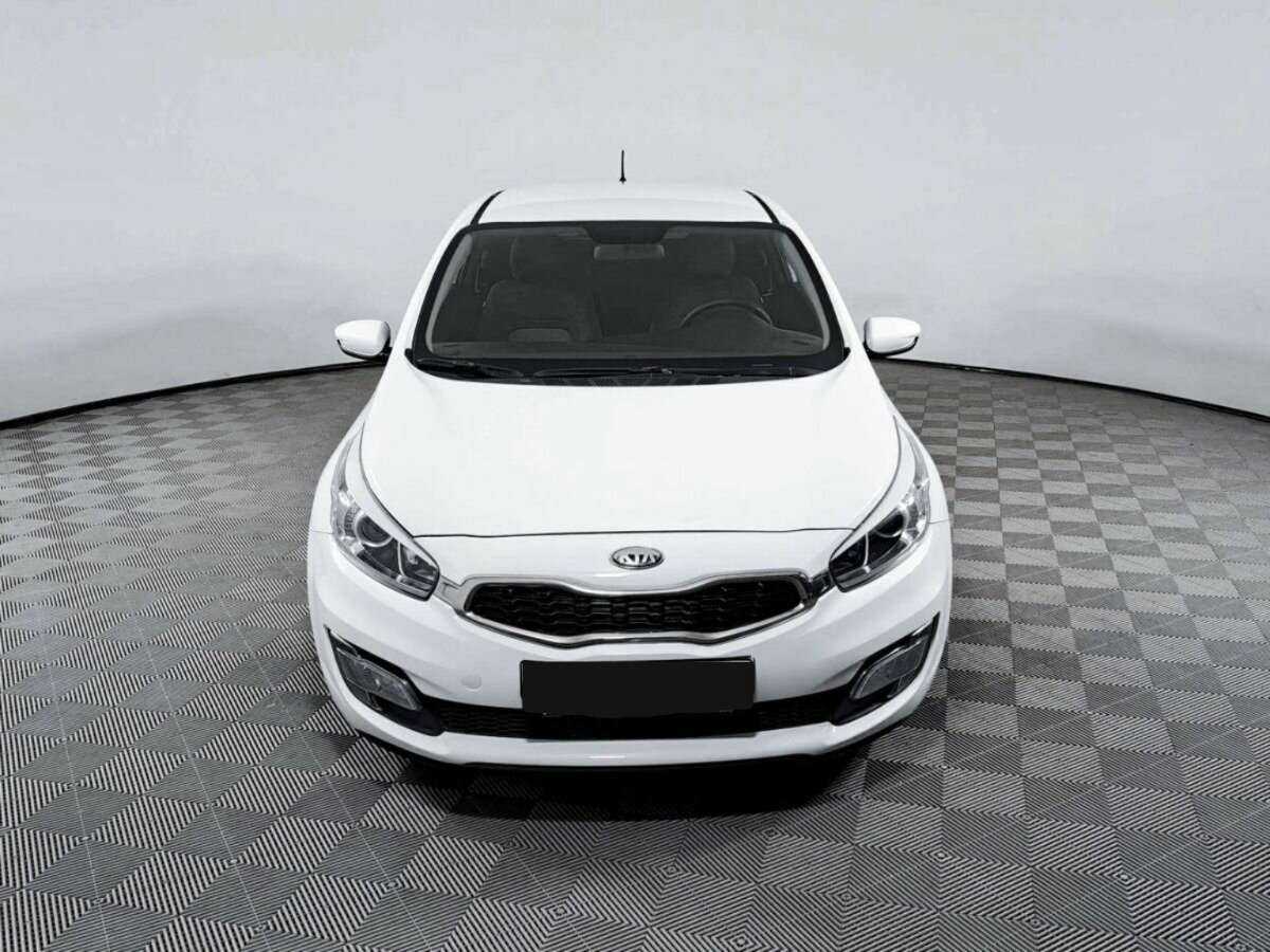 Kia Ceed 2013 года с пробегом. Фото: #1