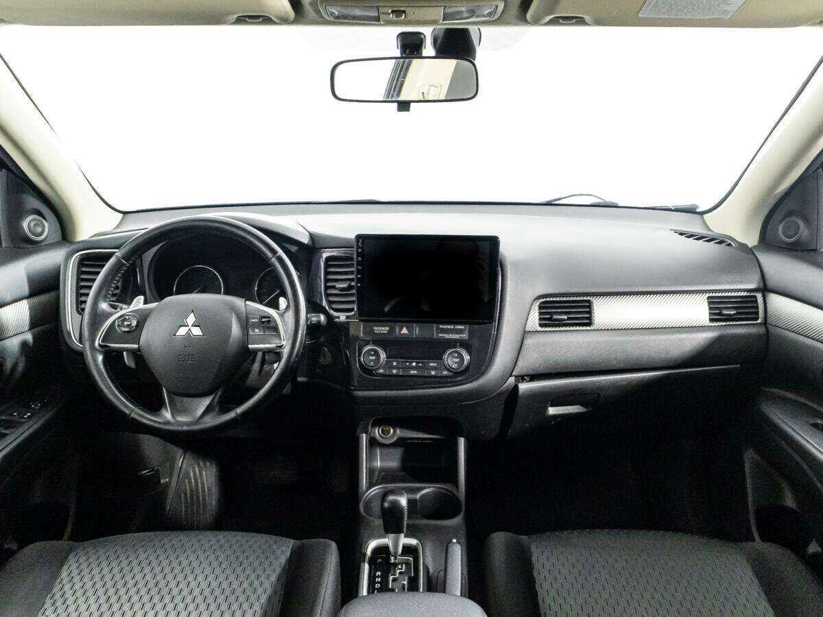 Mitsubishi Outlander 2013 года с пробегом. Фото: #12