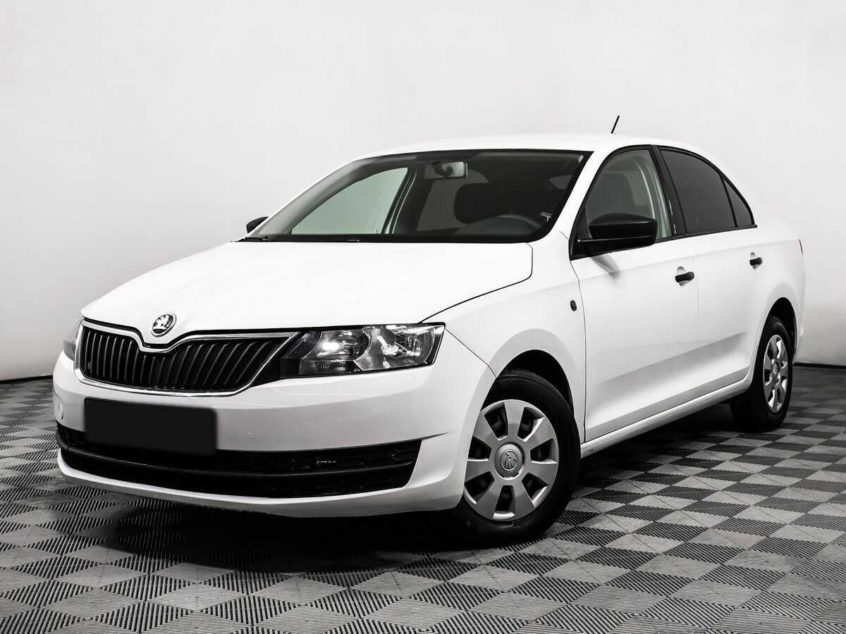 Skoda Rapid 2017 года с пробегом. Посмотреть фото