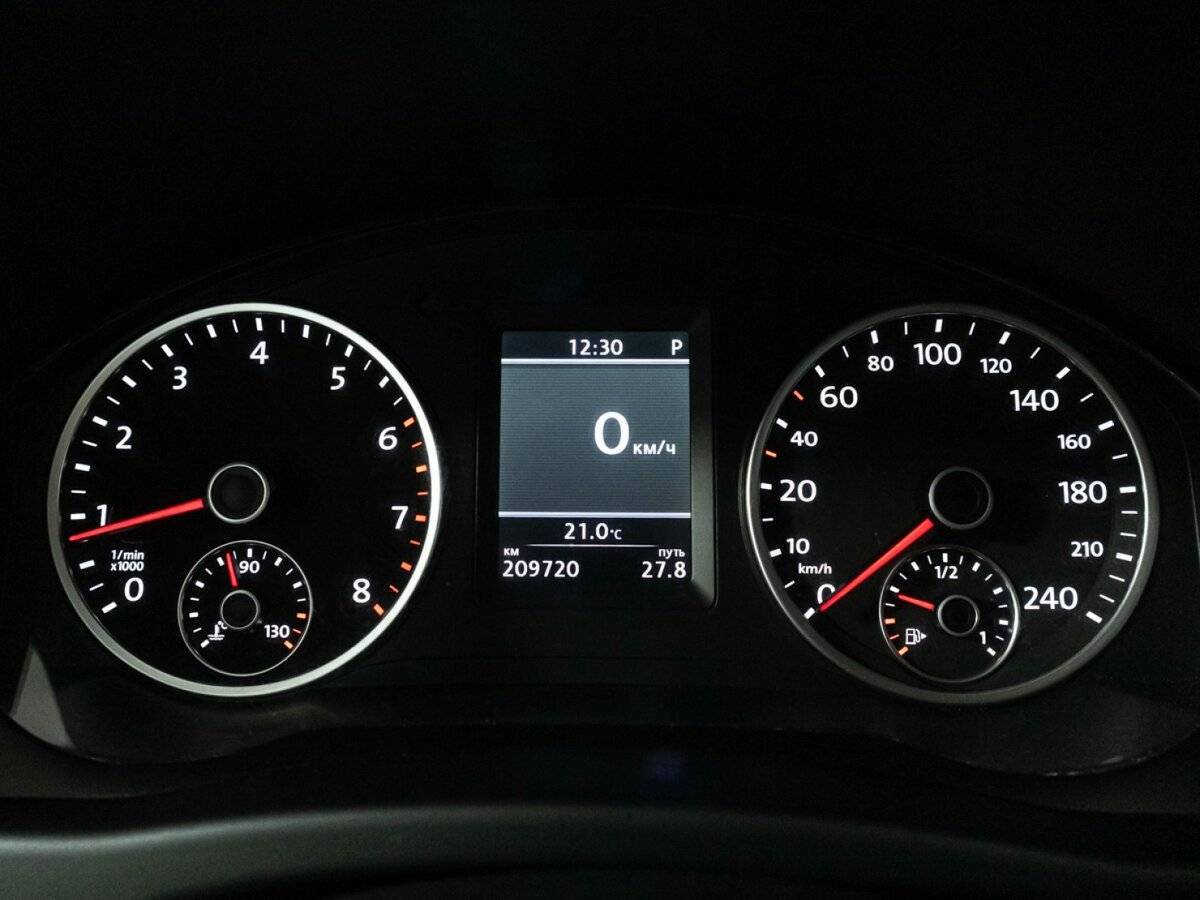 Volkswagen Tiguan 2012 года с пробегом. Фото: #10