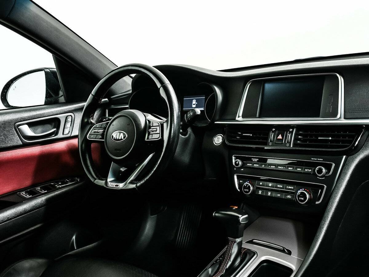 Kia Optima 2018 года с пробегом. Фото: #8