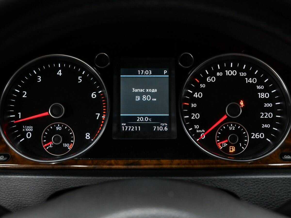 Volkswagen Passat 2012 года с пробегом. Фото: #20