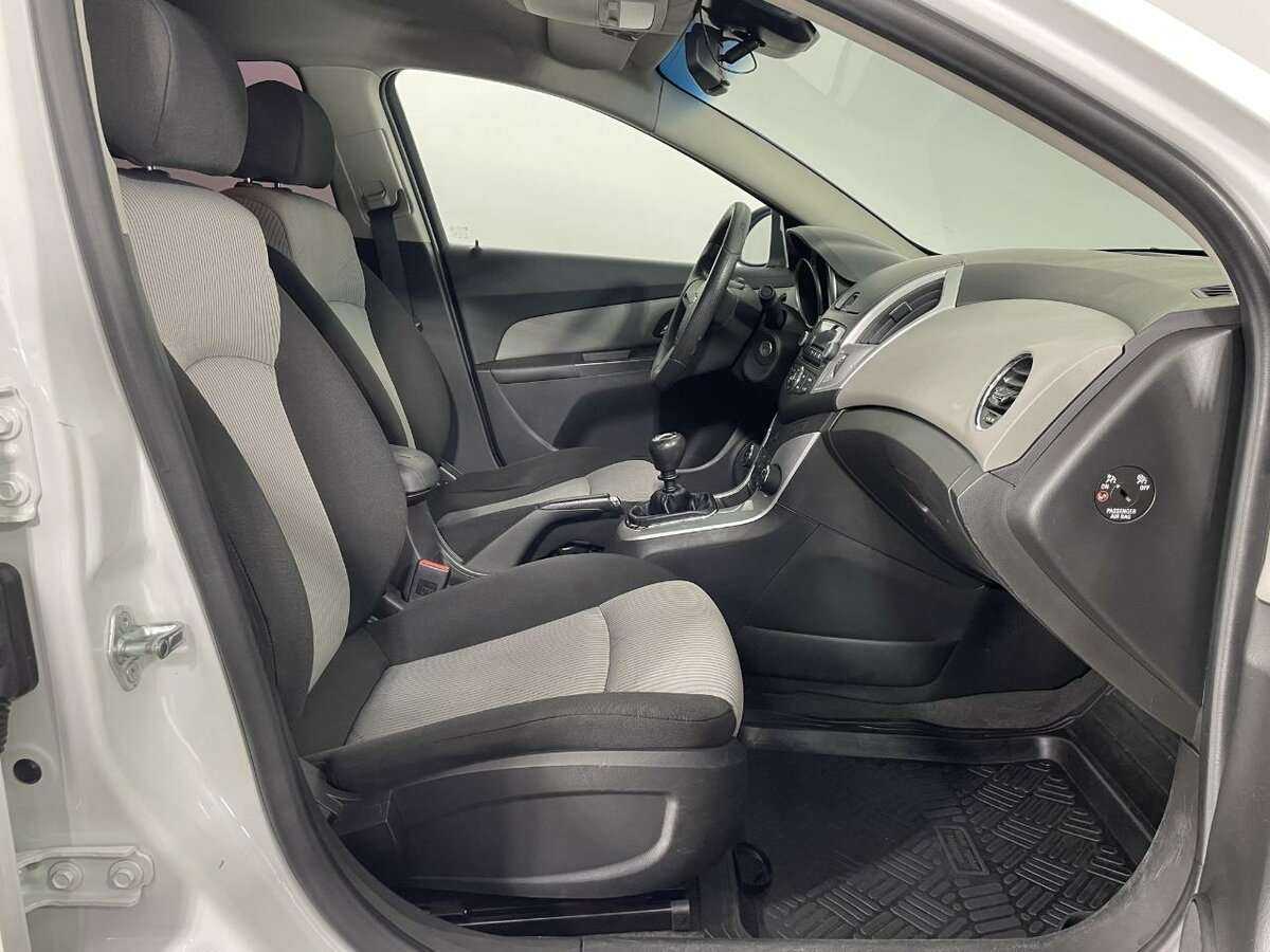 Chevrolet Cruze 2014 года с пробегом. Фото: #13
