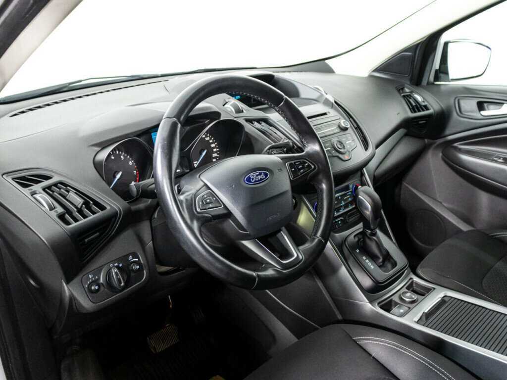 Ford Kuga 2018 года с пробегом. Фото: #10