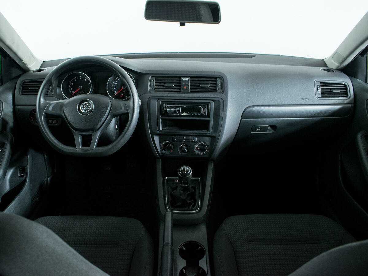 Volkswagen Jetta 2015 года с пробегом. Фото: #11