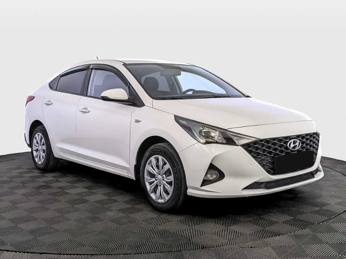 Hyundai Solaris 2022 года с пробегом. Фото: #2