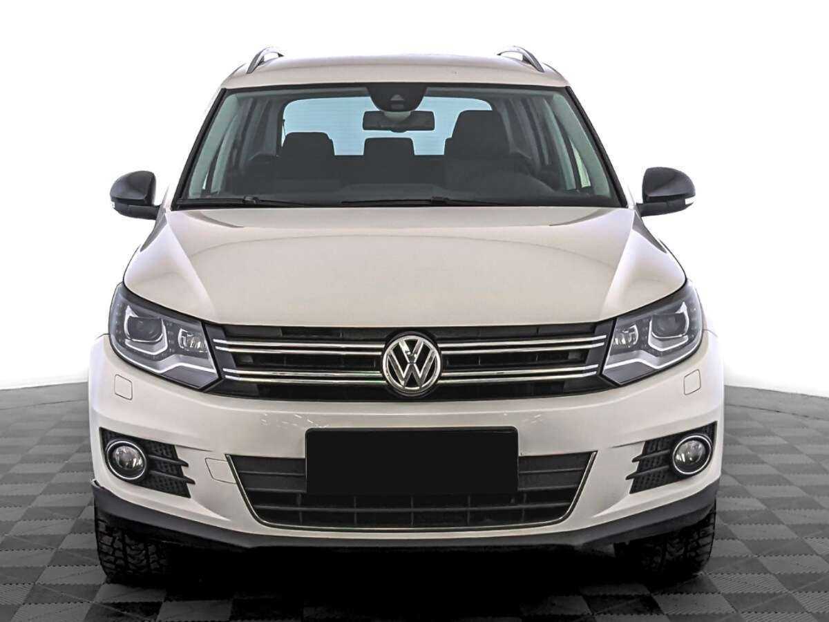 Volkswagen Tiguan 2013 года с пробегом. Фото: #1
