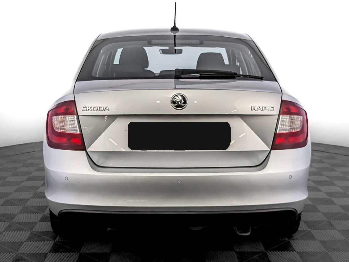 Skoda Rapid 2018 года с пробегом. Фото: #5