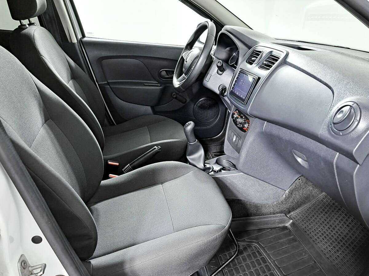 Renault Sandero 2018 года с пробегом. Фото: #6