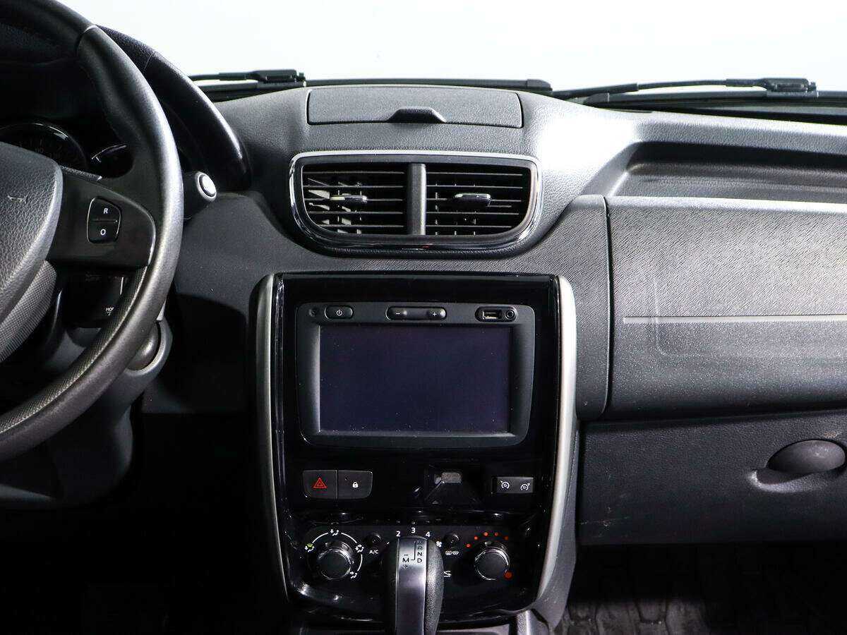 Nissan Terrano 2019 года с пробегом. Фото: #12