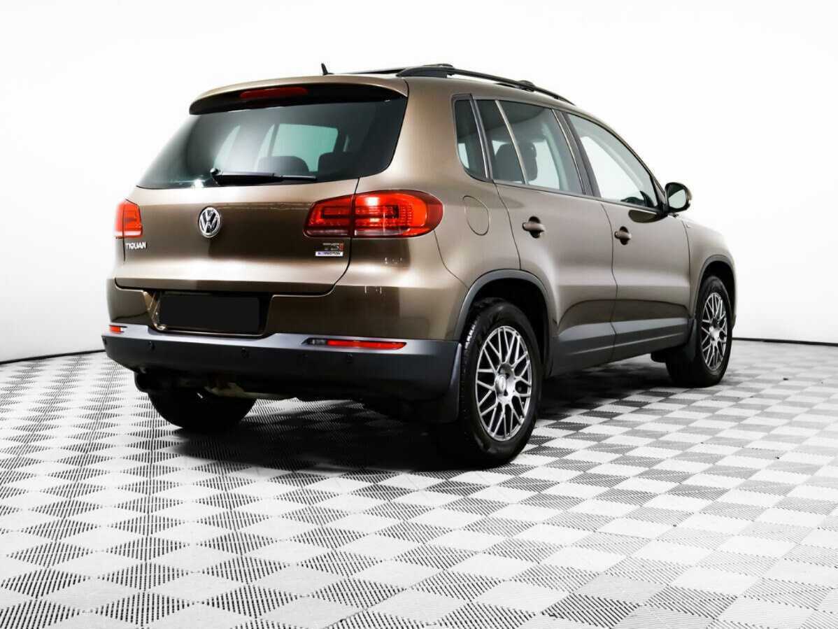 Volkswagen Tiguan 2015 года с пробегом. Фото: #4