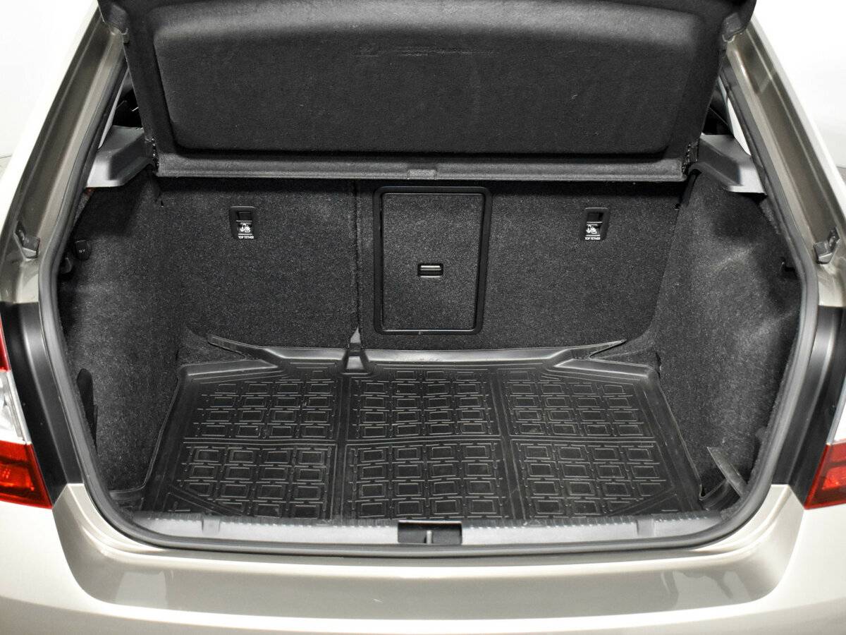 Skoda Rapid 2019 года с пробегом. Фото: #18