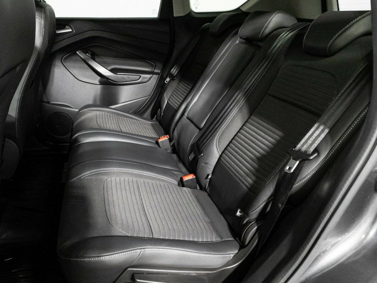 Ford Kuga 2017 года с пробегом. Фото: #9