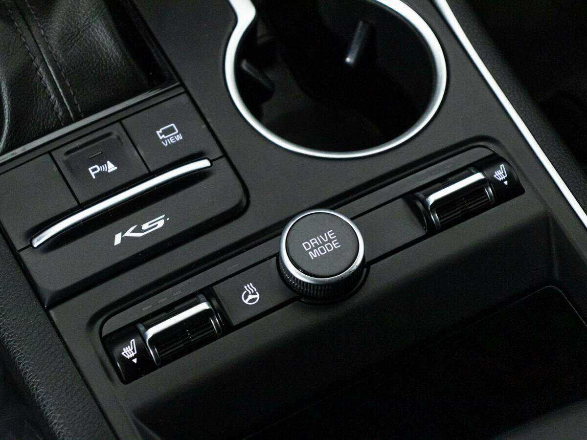 Kia K5 2021 года с пробегом. Фото: #16