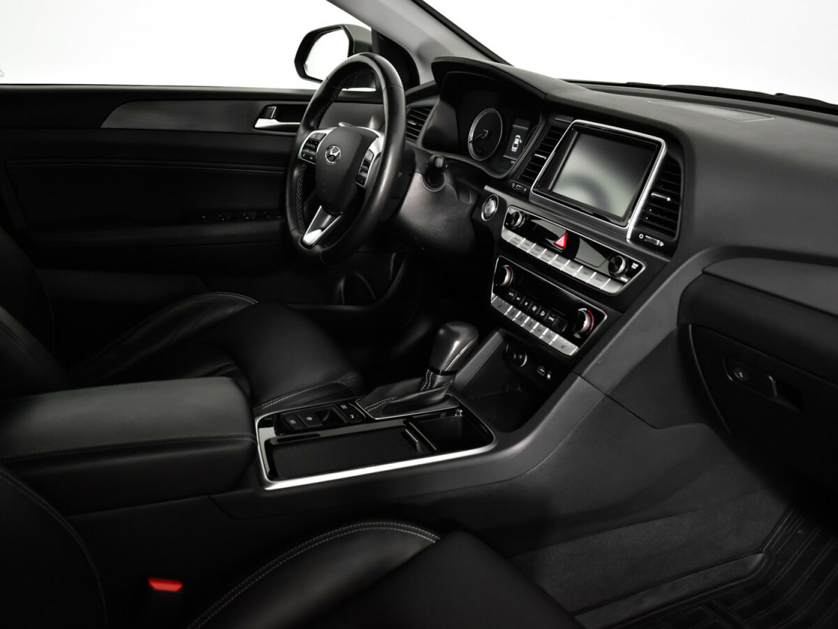 Hyundai Sonata 2018 года с пробегом. Фото: #7