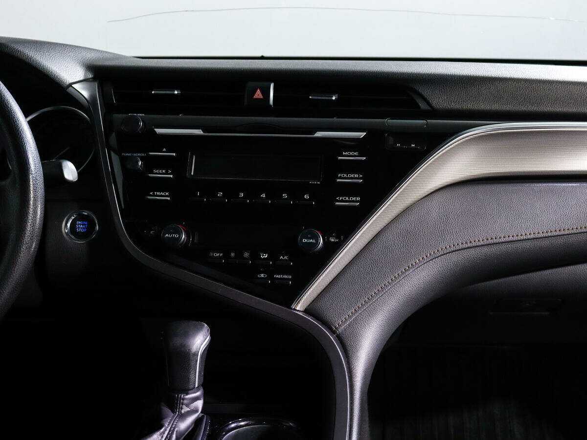 Toyota Camry 2021 года с пробегом. Фото: #10