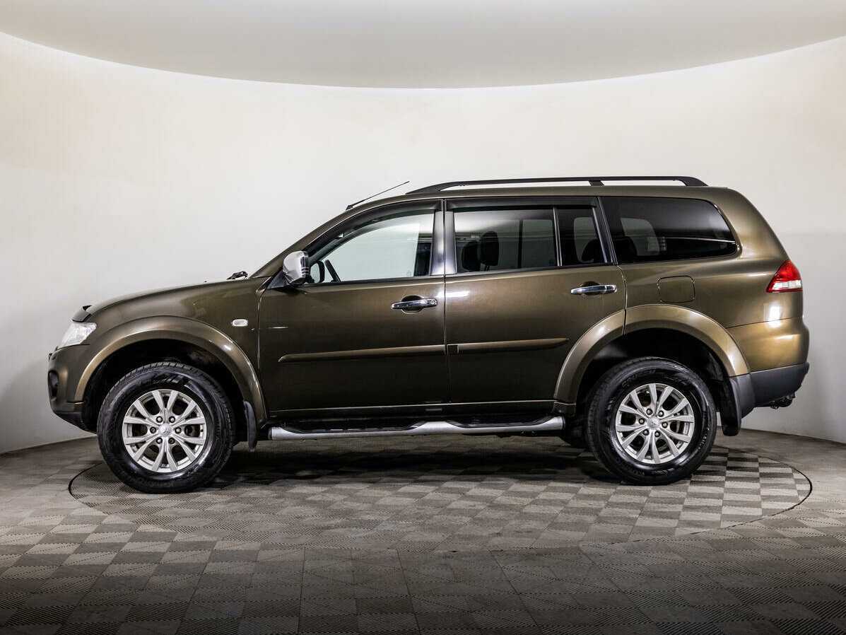 Mitsubishi Pajero Sport 2015 года с пробегом. Фото: #7