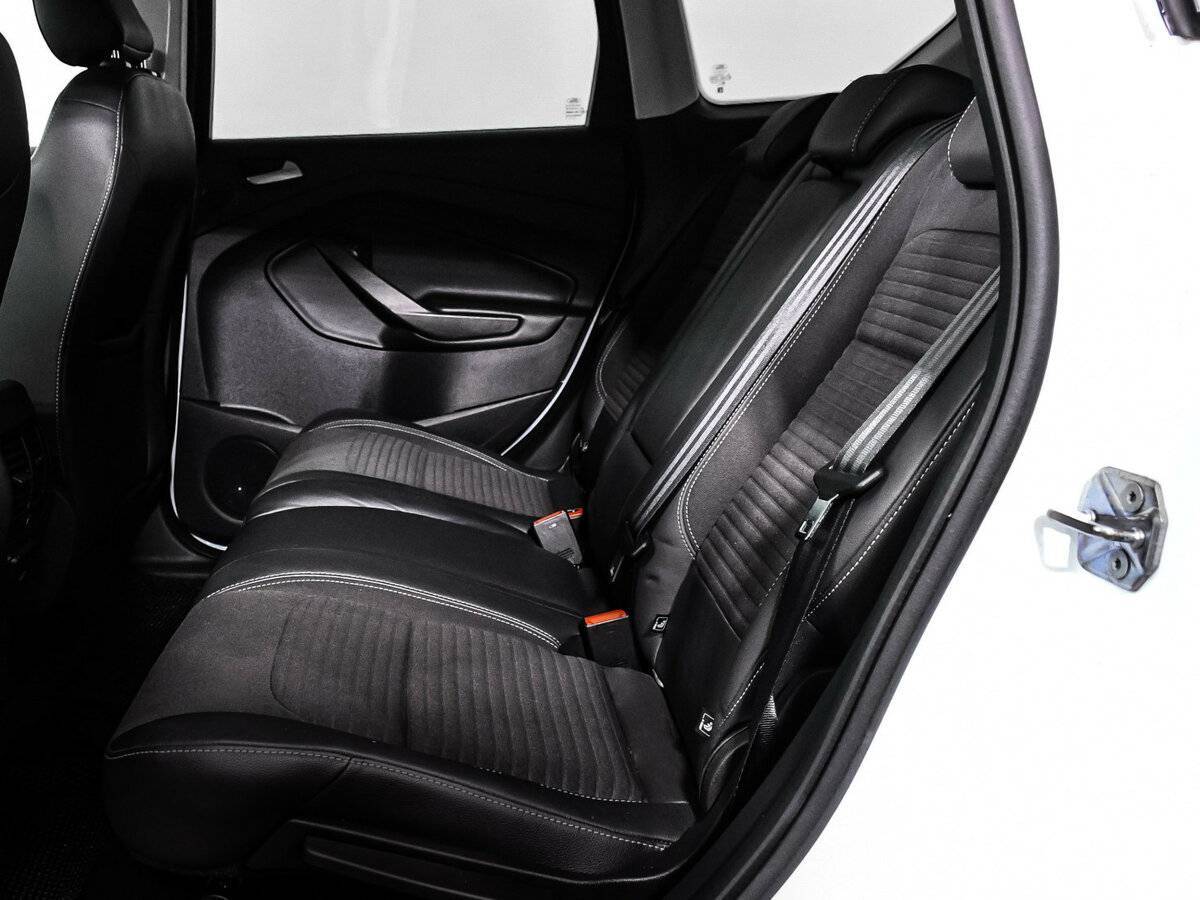 Ford Kuga 2017 года с пробегом. Фото: #13