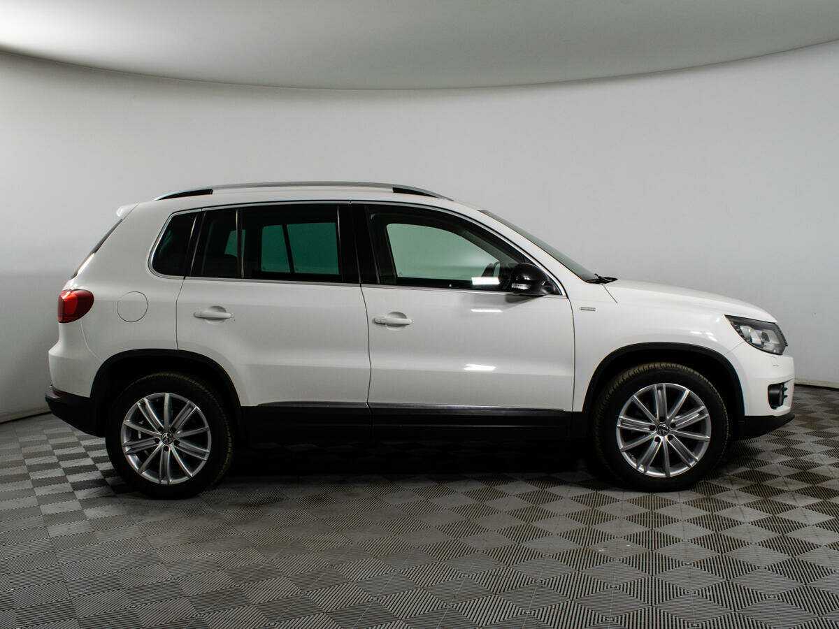 Volkswagen Tiguan 2013 года с пробегом. Фото: #3