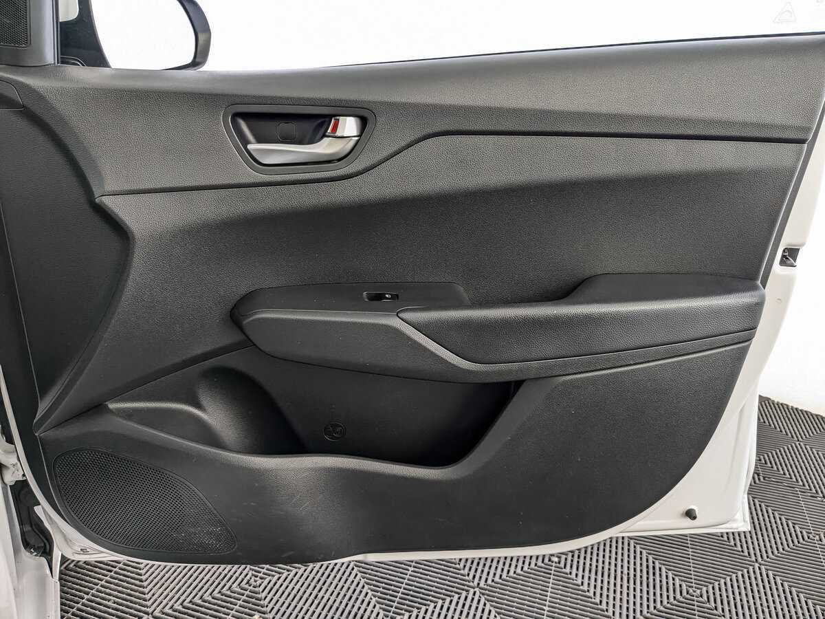 Hyundai Solaris 2021 года с пробегом. Фото: #19