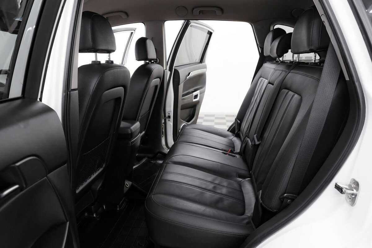 Opel Antara 2015 года с пробегом. Фото: #13