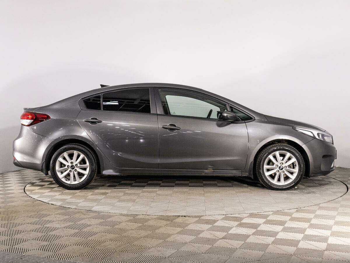 Kia Cerato 2019 года с пробегом. Фото: #3