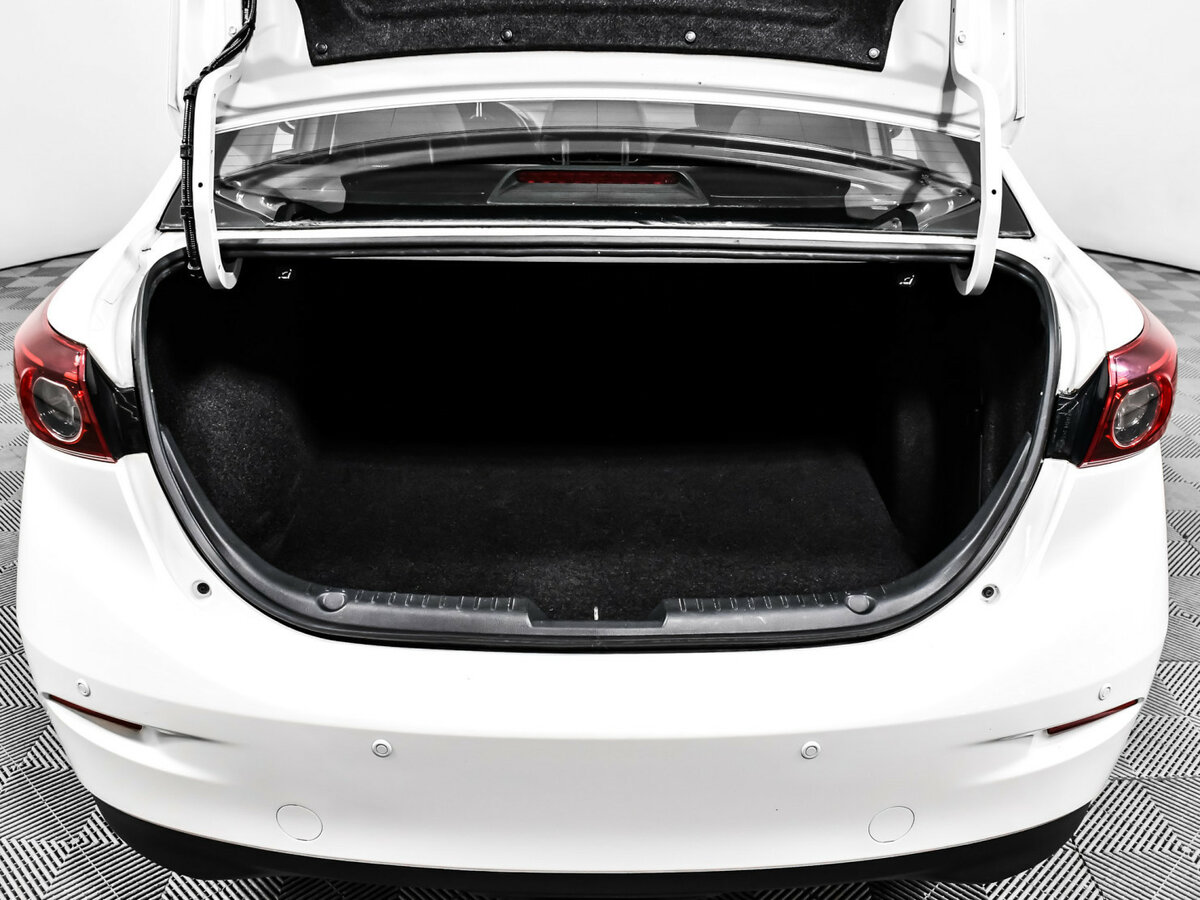 Mazda 3 2015 года с пробегом. Фото: #15