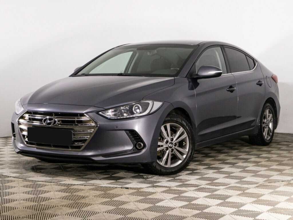 Hyundai Elantra 2018 года с пробегом. Посмотреть фото
