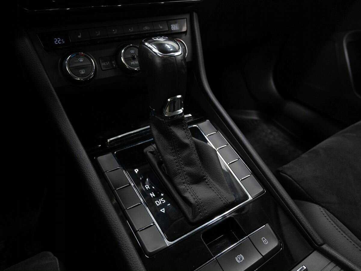 Skoda Superb 2016 года с пробегом. Фото: #17