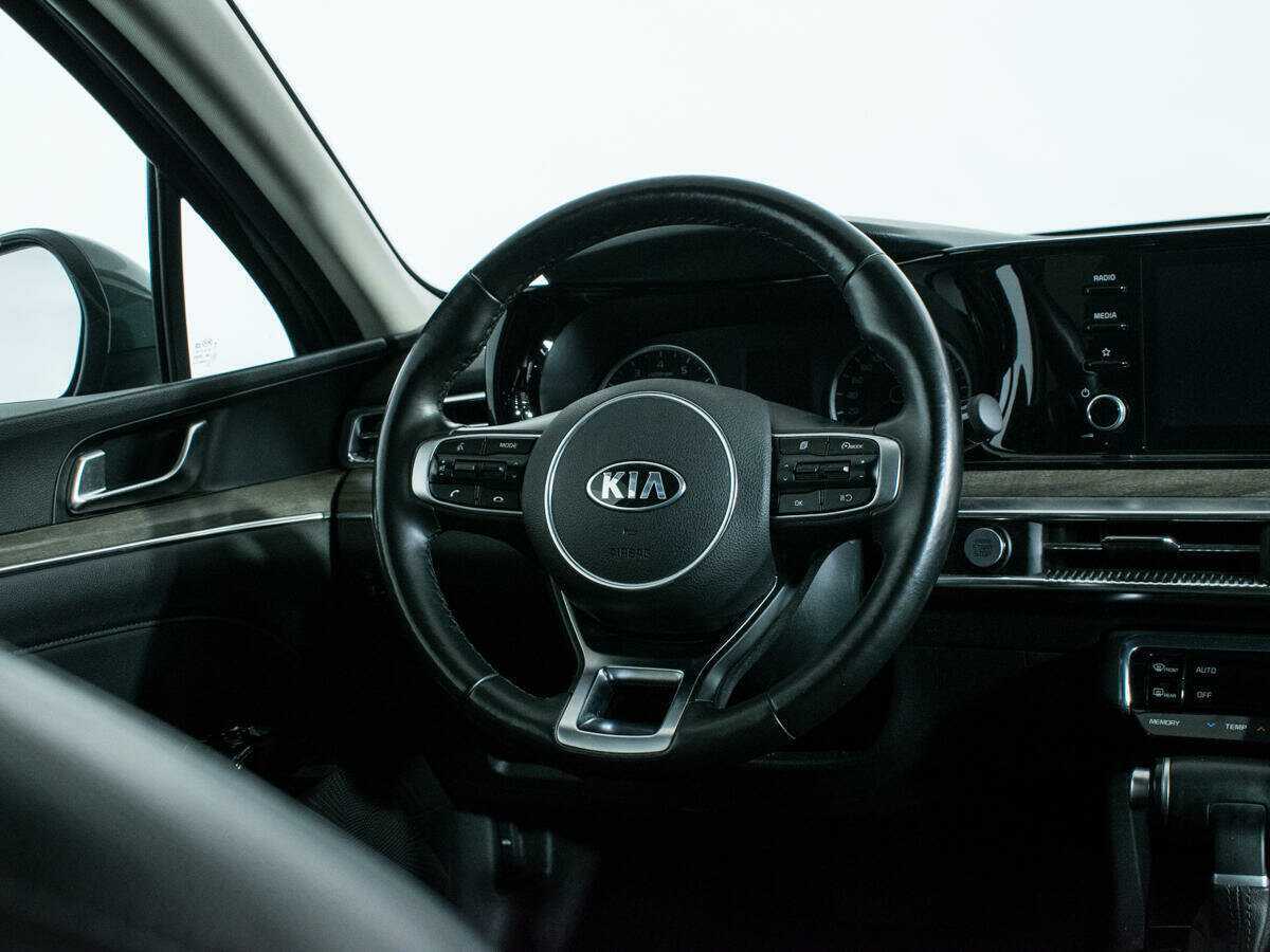 Kia K5 2021 года с пробегом. Фото: #13