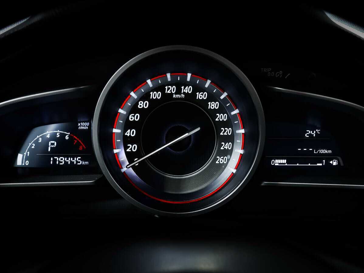 Mazda 3 2013 года с пробегом. Фото: #7